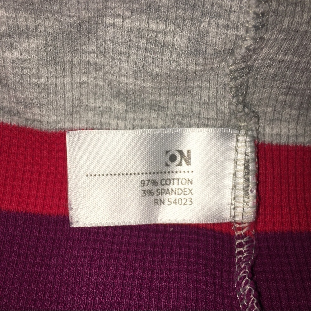 Old Navy striped thermal top - Picture 4 of 5